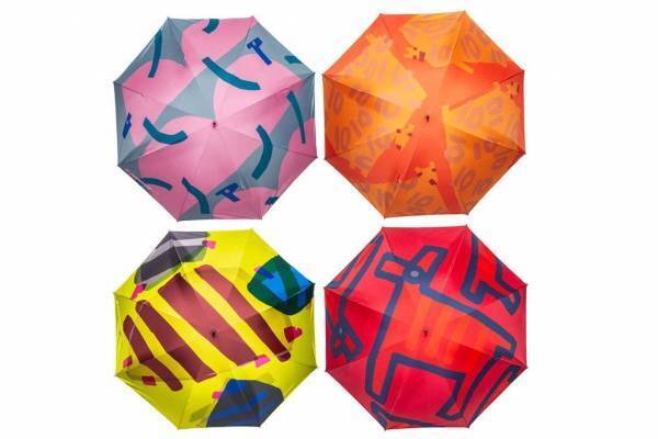 「鈴木マサルの傘 10周年」表参道で、カラフルな傘やアルテック東京コラボのスツールなど展示販売