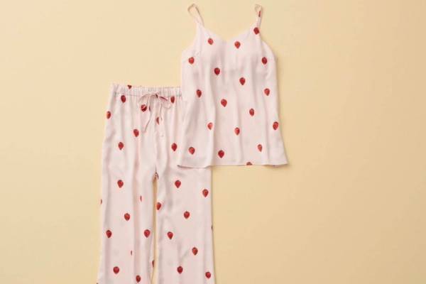 ジェラート ピケの“ショートケーキ”ルームウェア＆ふわふわ苺シューズ、パリヤとコラボ