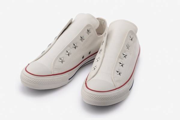 コンバース「オールスター 100」新作スニーカー、星型スタッズを並べたスリップオン