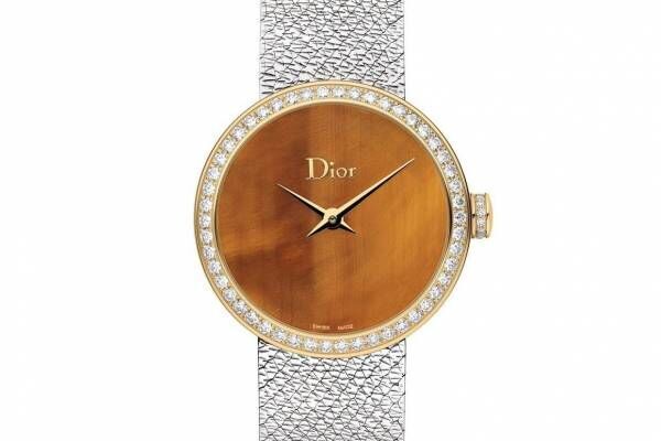 ディオールの腕時計「ラ デ ドゥ ディオール サティ―ヌ」タイガーアイ＆マザー オブ パール使用