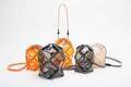 ゴジュウニ バイ ヒカルマツムラ“透明PVCバッグ”に新色オレンジ、サイズ感UPの「ミディアム」も