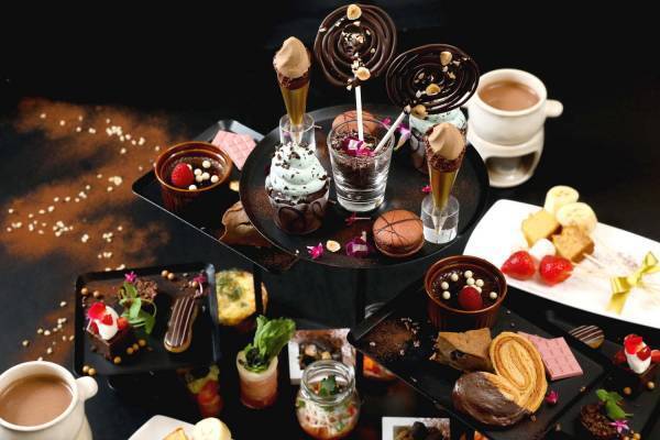 ANAクラウンプラザホテル福岡“自分専用”チョコフォンデュを楽しめるショコラアフタヌーンティー