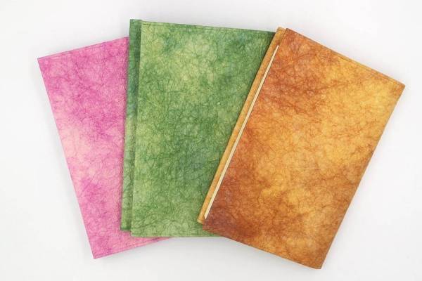 銀座 蔦屋書店「和紙ブックカバー」“江戸の和菓子色”に染めた新色、金平糖＆落雁をモチーフに