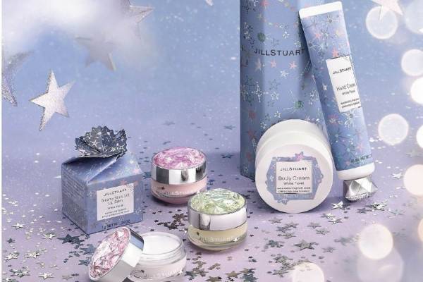ジルスチュアートのクリスマス限定ボディケア、“星空”を描いたボディ＆ハンドクリームコフレ