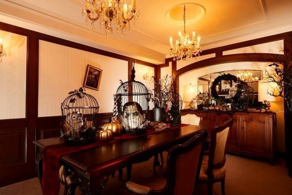 リーガロイヤルホテル (大阪)のハロウィン限定“監獄スイートルーム”の宿泊プランがスタート