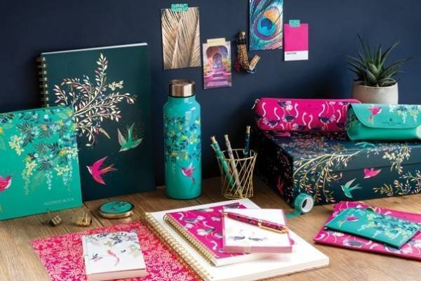 英国発サラミラーロンドンの腕時計や財布、ジェイアール名古屋タカシマヤに集結 - 文具やキッチン用品も