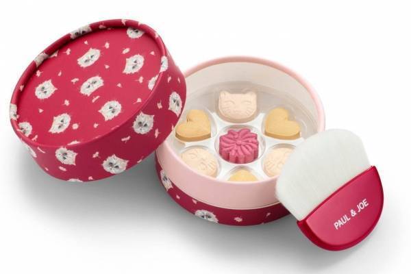 ポール ＆ ジョー ボーテ2020年クリスマスコスメ、ふんわりネコパウダーやテディベア柄ミスト