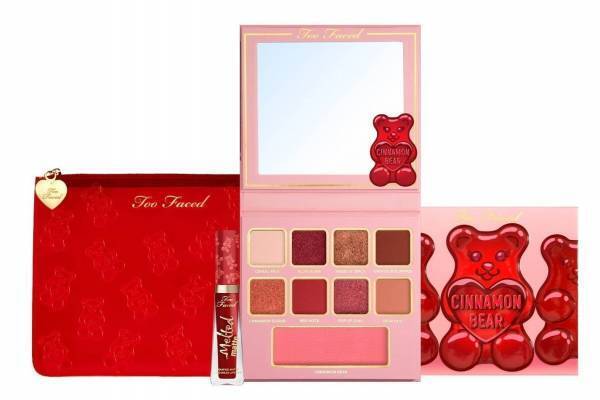 トゥー フェイスド2020年クリスマスコフレ第1弾、シナモン香るアイパレット＆ベア柄ポーチ付き
