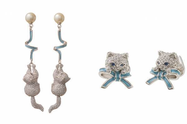 ケイト・スペードのクリスマスジュエリー、“プレゼントのリボンで遊ぶ”白猫ピアス&リングなど