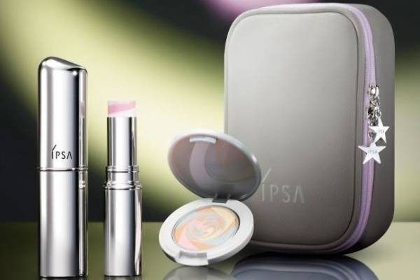 イプサの2020年クリスマスコフレ、“レフ板”ハイライター現品＆マーブル模様パウダーのミニサイズ