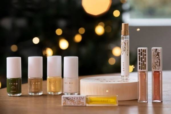 SHIROの2020年クリスマスコフレ“イチジク”香る限定フレグランス入り、“雪景色”ネイルも