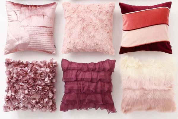 フランフラン20年秋冬“手軽に模様替え”クッションカバー＆“貼ってはがせる”壁紙の新作