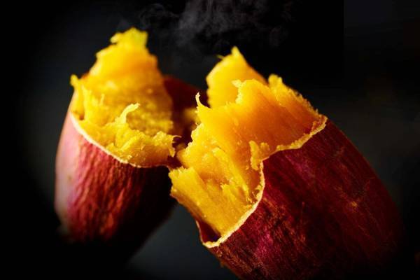 熟成壺焼き芋専門店「すいもあま芋」大阪・なんばにオープン、旬を楽しむ“アツアツねっとり”な焼き芋