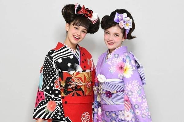 “ミニー＆デイジー”モチーフのディズ二ーデザイン振袖、ディズニープリンセス＆ヴィランズも