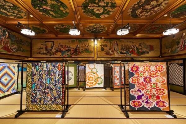 ホテル雅叙園東京で「和キルト×百段階段 2020」100点を超える和キルトが有形文化財を彩る