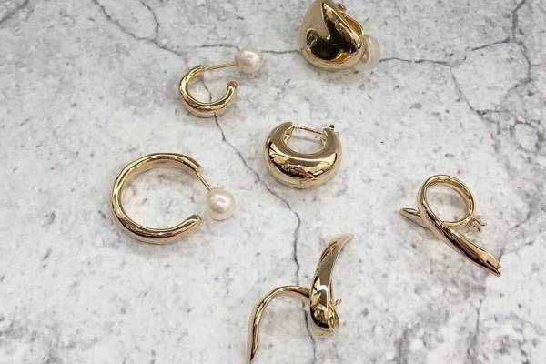 イー・エム“K24ゴールド”コーティングのピアス＆イヤリング、伊勢丹新宿限定で