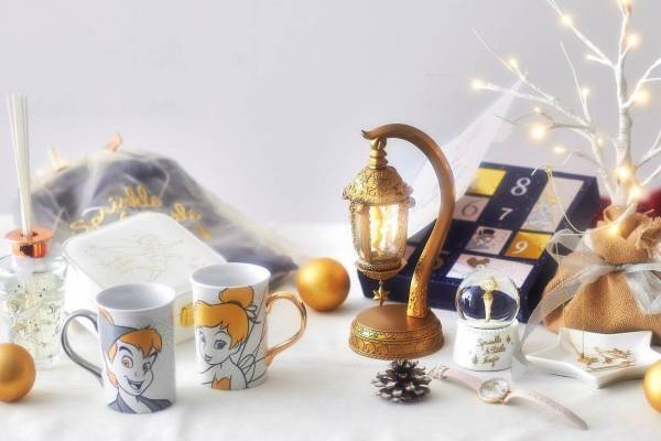 ディズニーストアに『ピーター・パン』の新作アイテム、ティンカー・ベルのLEDフィギュアほか