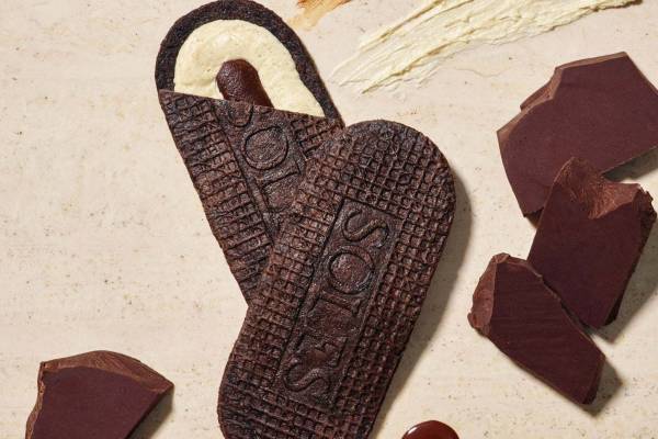 バターゴーフレット専門店「ソールズ ゴーフレット」に初のフレーバー、“ラム酒”香るダークショコラ