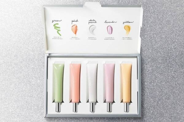 ムーの2020年クリスマスコフレ、“色と香り”を楽しむカラーコントロール下地の全色セット