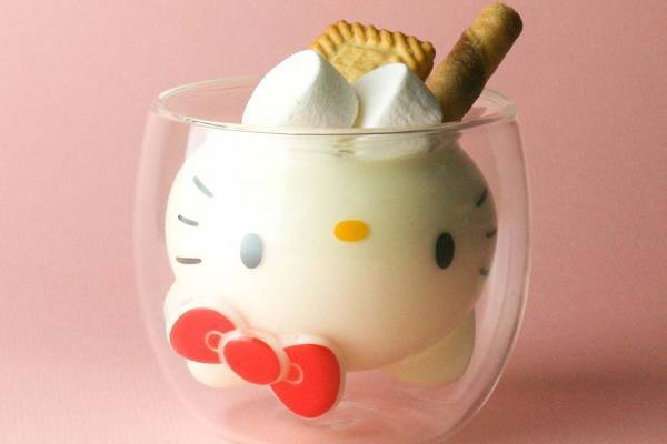 ドリンクを注ぐと“ハローキティが顔を出す”デザイングラス再販売、「ハムスター」「唐草しば」も