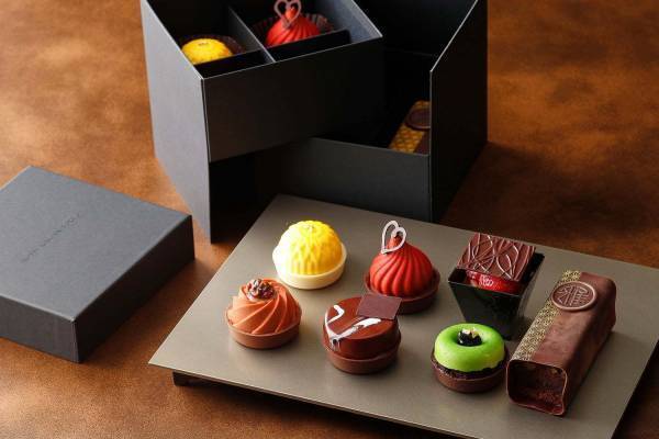 ホテル雅叙園東京から“和”のバレンタインチョコレート、和菓子風ショコラや“日本画”マカロンなど