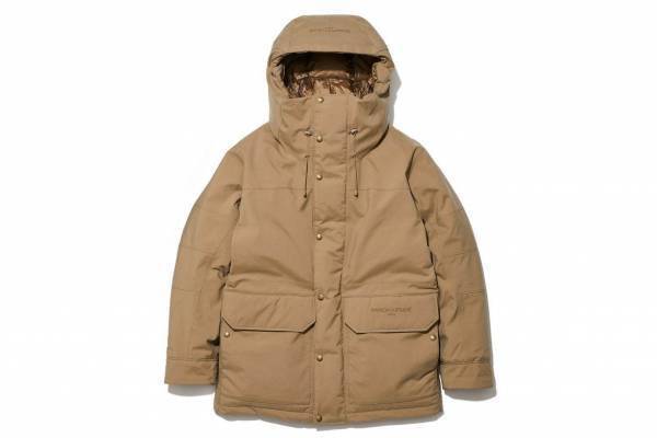 メゾン キツネ×ゴールドウイン“クレイベージュ”ダウンジャケット2型、光電子ダウンによる高保温性