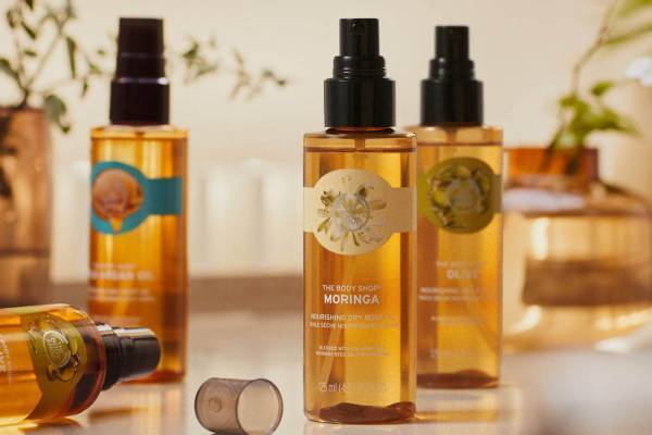 ザボディショップのボディ用保湿オイル「ドライボディオイル」シルクのような質感で艶肌仕上げ