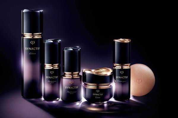 クレ・ド・ポー ボーテ最高峰ライン「シナクティフ」が進化、濃密なうるおいで満たす保湿液や美容液