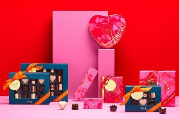イタリア発の老舗高級チョコ「ヴェンキ」のバレンタイン、人気ショコラを“花＆フルーツ柄”ボックスで