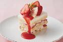 アフタヌーンティー・ティールームのいちごスイーツ、苺たっぷりショートケーキ＆練乳プリン入り苺チャイ