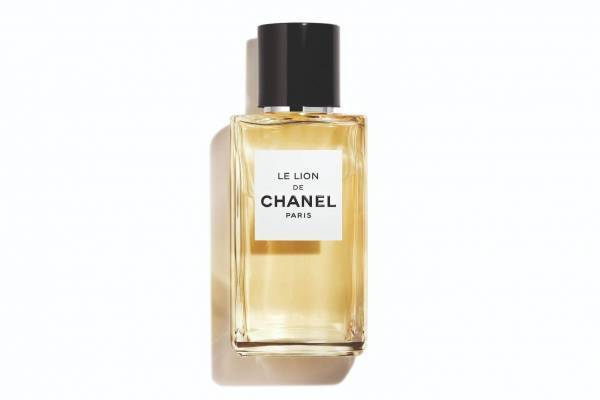 シャネルの幸運モチーフ“ライオン”着想の新作フレグランス、力強くも優しいオリエンタルな香り