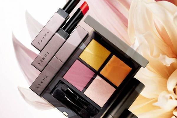 THREE21年春コスメ第2弾、“春の女神”着想のフラワーアイシャドウ＆ネイルカラー