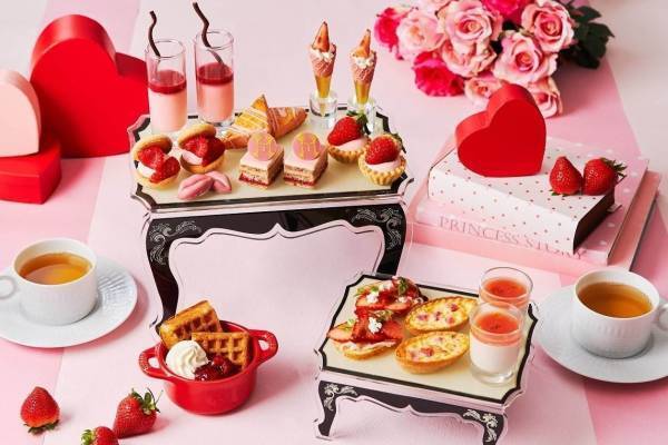 苺＆ルビーチョコレートのアフタヌーンティー、表参道で - フレッシュ苺タルトやリップ型チョコ
