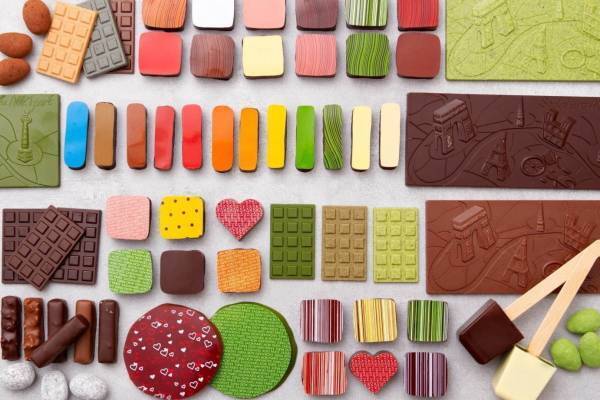 サダハル・アオキのバレンタイン、アプリコットやキャラメル×抹茶の新作ショコラアソートなど