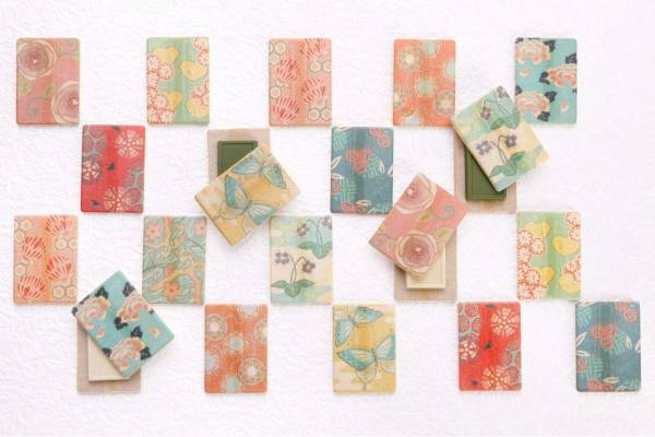 叶 匠寿庵“まるで日本画”のような華やかチョコ最中「心よせ 結」隠れハート柄モチーフも