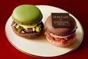 ローソンのウチカフェ、ゴディバ監修“濃厚”チョコレートケーキ＆“クリスマス色”ショコラマカロン