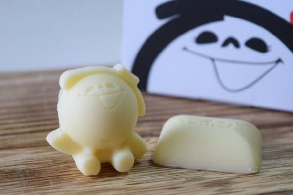 「シャボン玉石けん」がチョコに変身！3Dプリンターでリアルに再現した、北九州の新定番みやげ