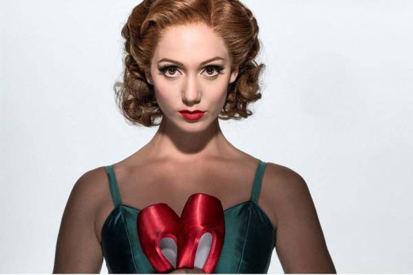 映画『マシュー・ボーン IN CINEMA／赤い靴』愛と芸術を巡るバレエ舞台が、スクリーンへ