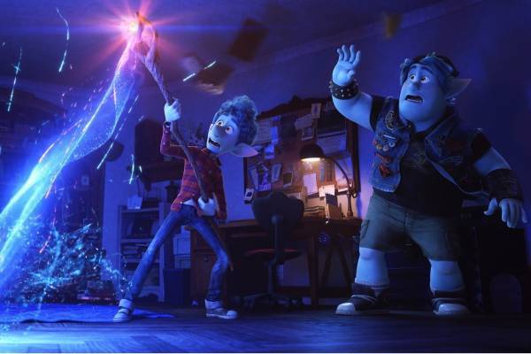 ディズニー＆ピクサー映画『2分の1の魔法』失われた魔法を探し出す2人のエルフの冒険