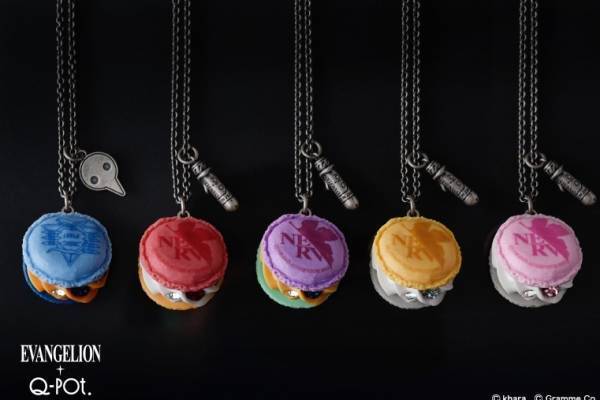 エヴァンゲリオン×Q-pot.、初号機カラーのマカロン型ネックレスや“綾波レイ”カラーのアクセサリー