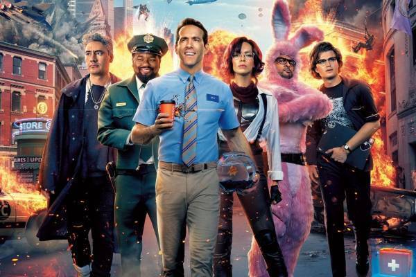 映画『フリー・ガイ』ライアン・レイノルズ主演、ゲームの“背景キャラ”が世界を救うヒーローに？！