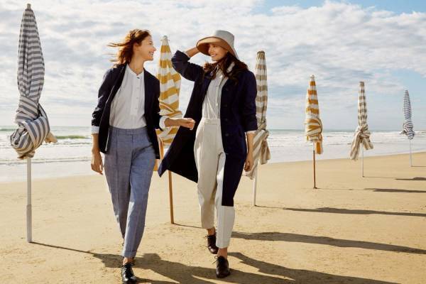 ユニクロ / イネス・ド・ラ・フレサンジュ 21年春夏、仏リゾート地着想のシルクシャツやワンピース