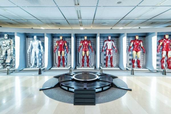 体験型イベント「マーベル・スタジオ／ヒーローたちの世界へ」埼玉で開催、ヒーローを象徴するアイテム展示