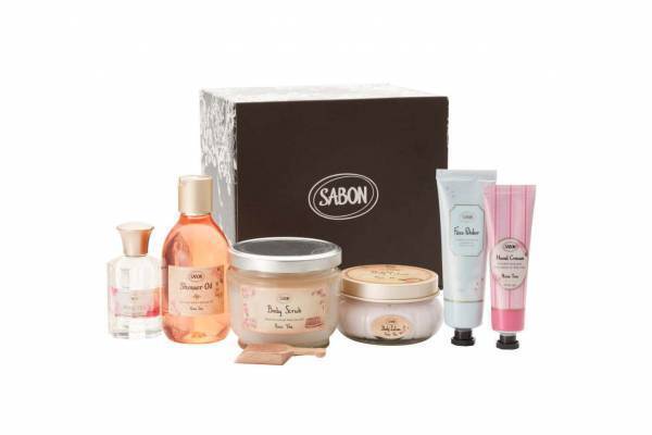 六本木ヒルズの新春セール"最大70%オフ"で50店舗以上参加、コスメやスイーツの福袋も