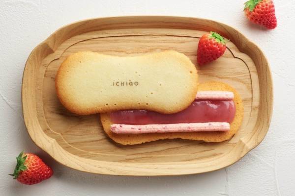 “おたべ”美十のラングドシャ専門店「ミユカ」期間限定「生バターといちごあんのふわシャリサンド」