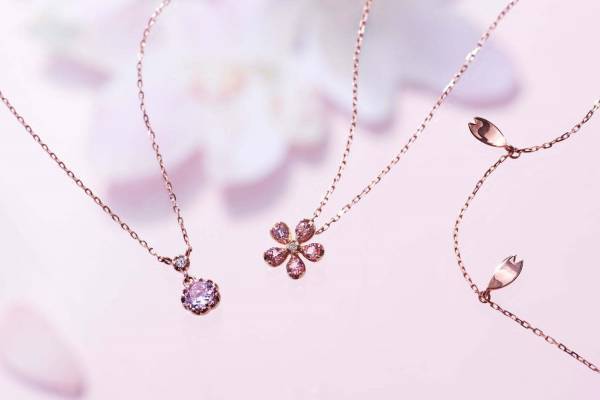 ヴァンドーム青山から“桜＆ミモザ＆ブルースター”が咲く春ジュエリー