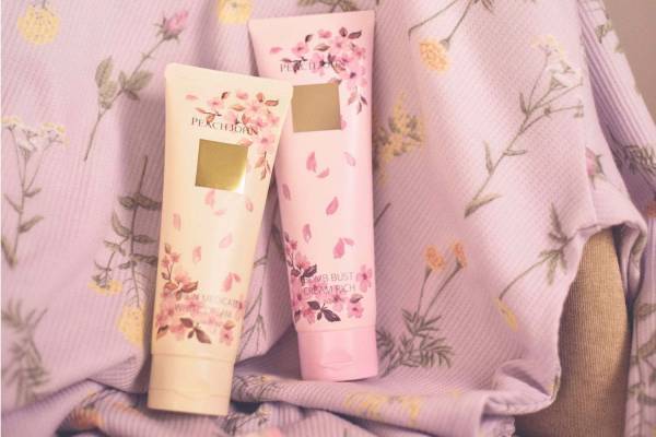 ピーチ・ジョン“桜香る”ボディケアが定番化、華やかフローラルのバスト&ヒップクリーム