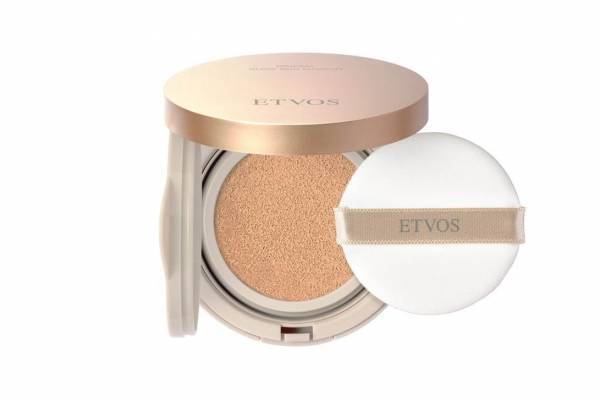 エトヴォス初のクッションファンデーション、使うほどナチュラルなハリツヤ肌に