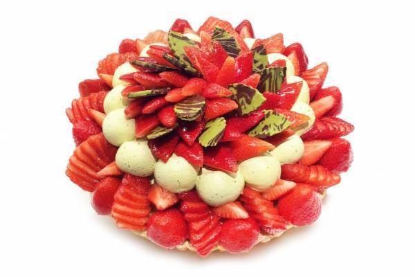 カフェコムサ“いちごの日”限定「とちおとめ」のレアチーズケーキ＆“いちご大福”ケーキなど