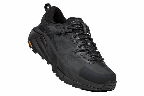 ホカ オネオネ新作シューズ「カハ ロー GTX」厚底ソール×ローカット、ブラックやグレーで